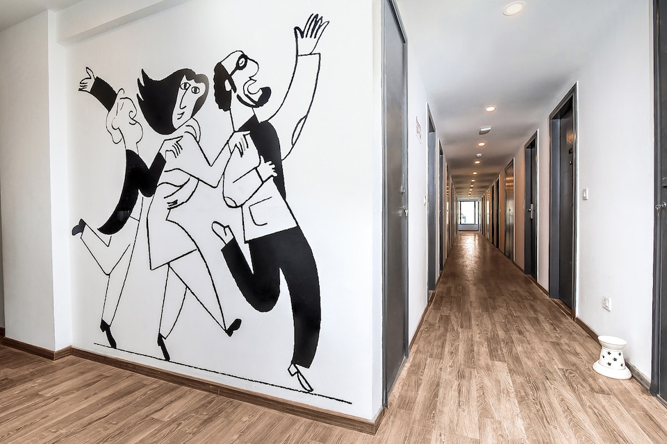Spot On Hotel Nova Rooms, Airport Surat, Surat