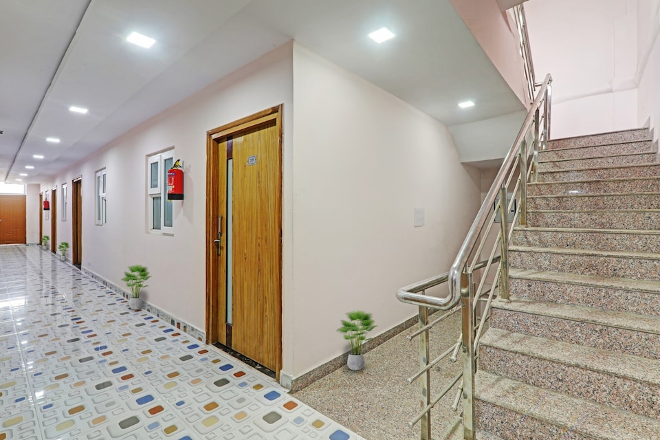 Hotel O A-One Unit Of Fantail Hospitality, Alambagh Lucknow, Lucknow