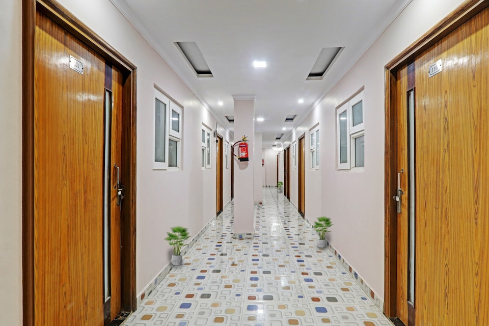 Hotel O A-One Unit Of Fantail Hospitality, Alambagh Lucknow, Lucknow