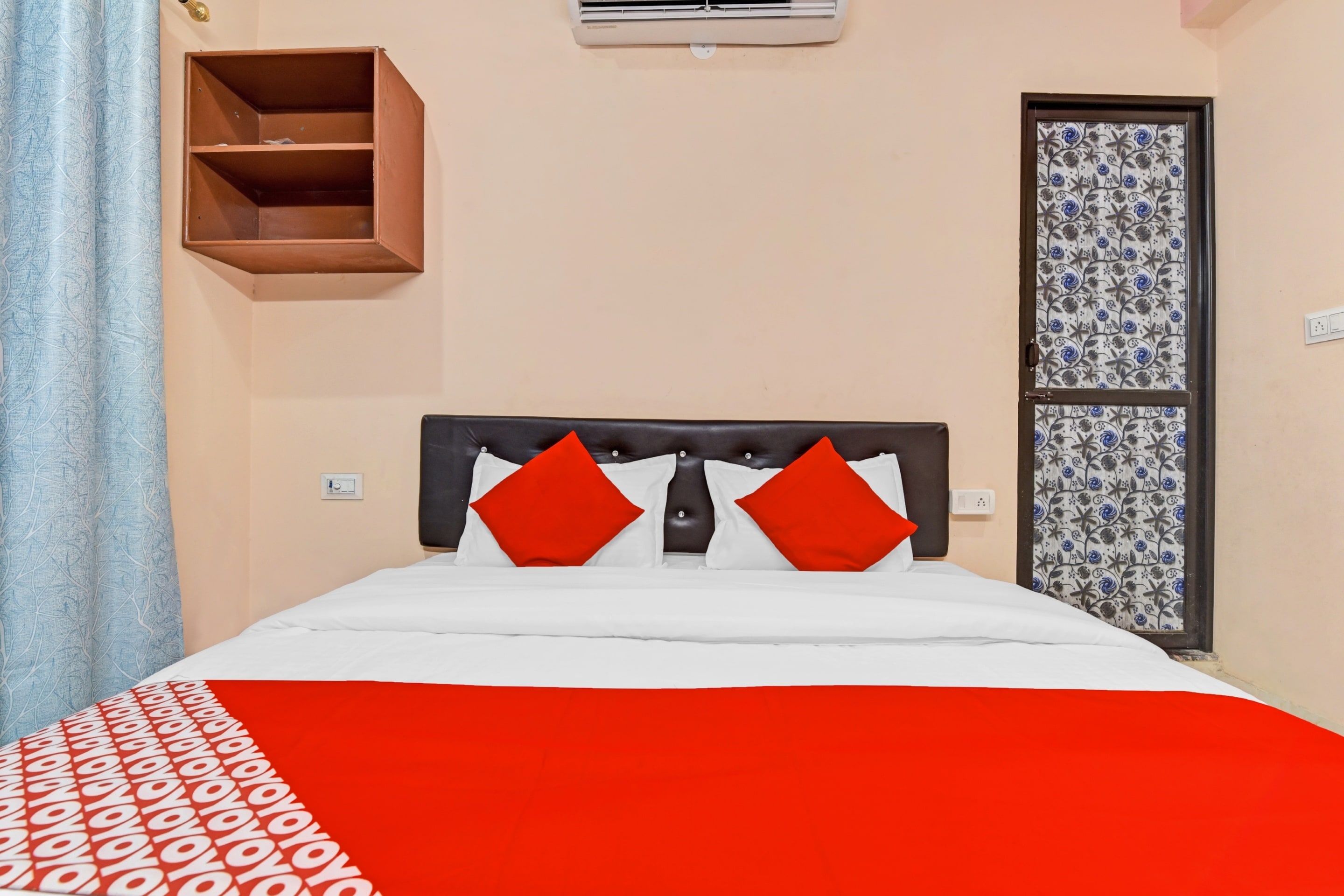 Couple Hotels in Jecc (jaipur Exhibition & Convention Centre), Jaipur