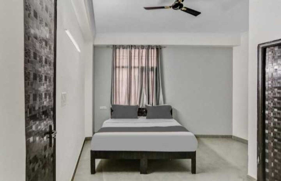 Live on NOD1380, Noida City, नोएडा