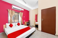 Hotel O Grand Lazeez