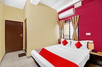 Hotel O Grand Lazeez Dumurjala outdoor Stadium