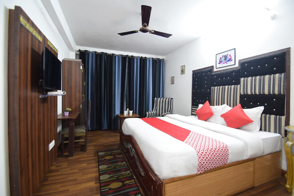 OYO 12527 Hotel Oak Valley, Dalhousie, Dalhousie