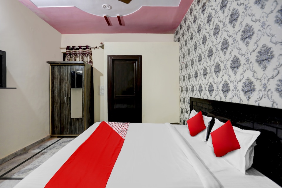Flagship Heaven Hotel, Aligarh, Aligarh