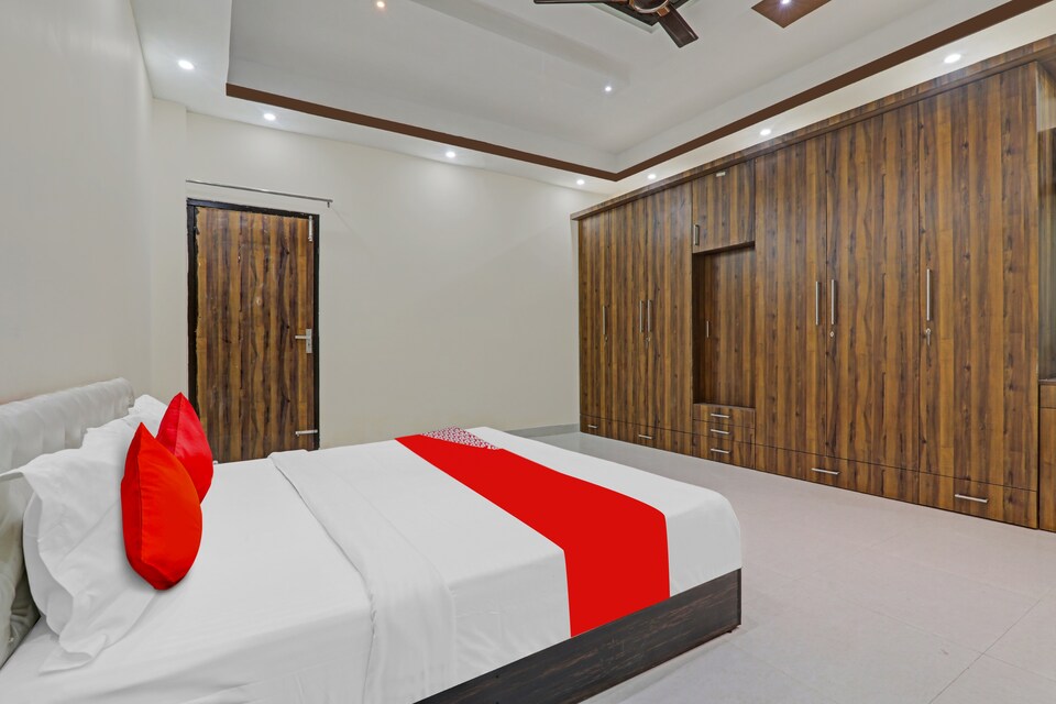 Flagship Hotel R L Palace Near Phoenix Palassio, Gomti Nagar Lucknow, Lucknow