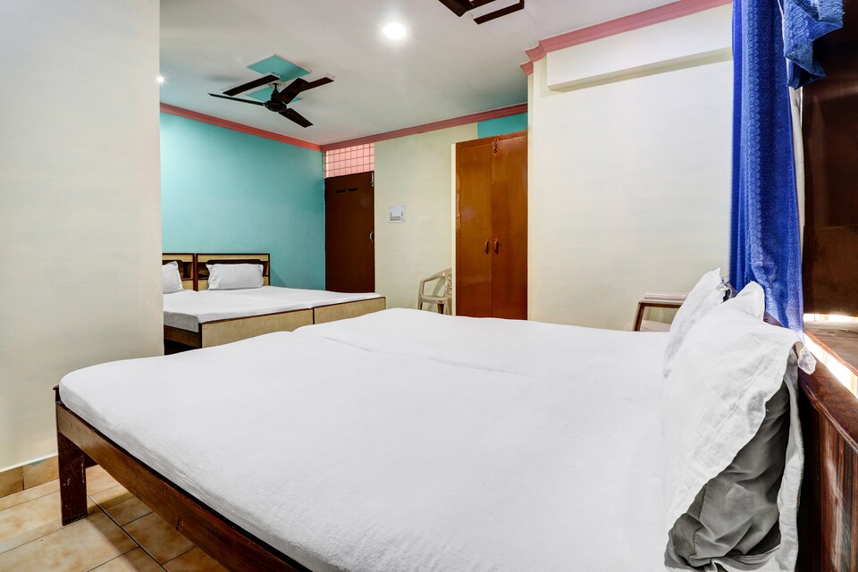 OYO 805962 Metro Club & Guest House , Vikas Nagar Lucknow, Lucknow