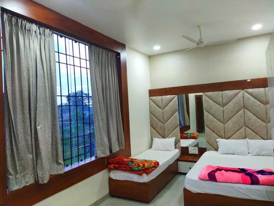 POP 80596J Vasu Resort, Sakti, Sakti