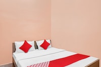 OYO Flagship Aditya Guest House