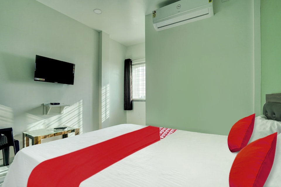 Flagship Hotel Green Light, Bus Stand Nagpur, Nagpur