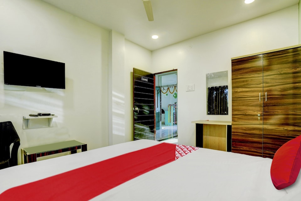 Flagship Hotel Green Light, Bus Stand Nagpur, Nagpur