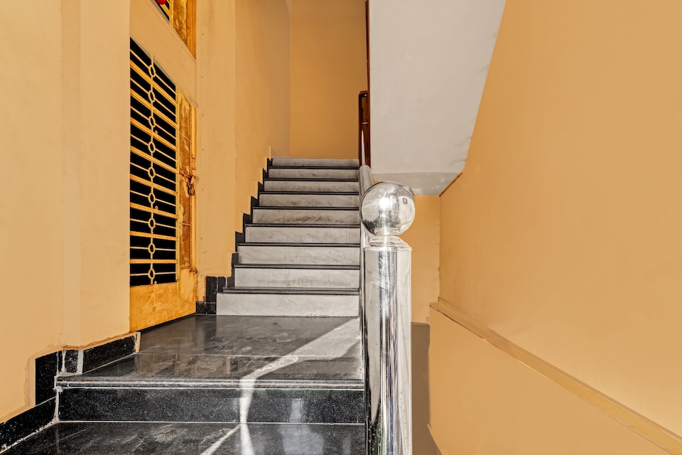 Hotel O Royal, Lashkar, Gwalior