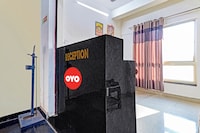 Hotel O Royal
