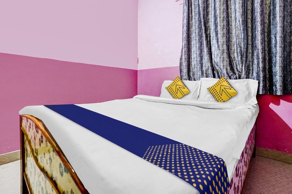 SPOT ON White Lodging And Boarding, Koradi, Nagpur