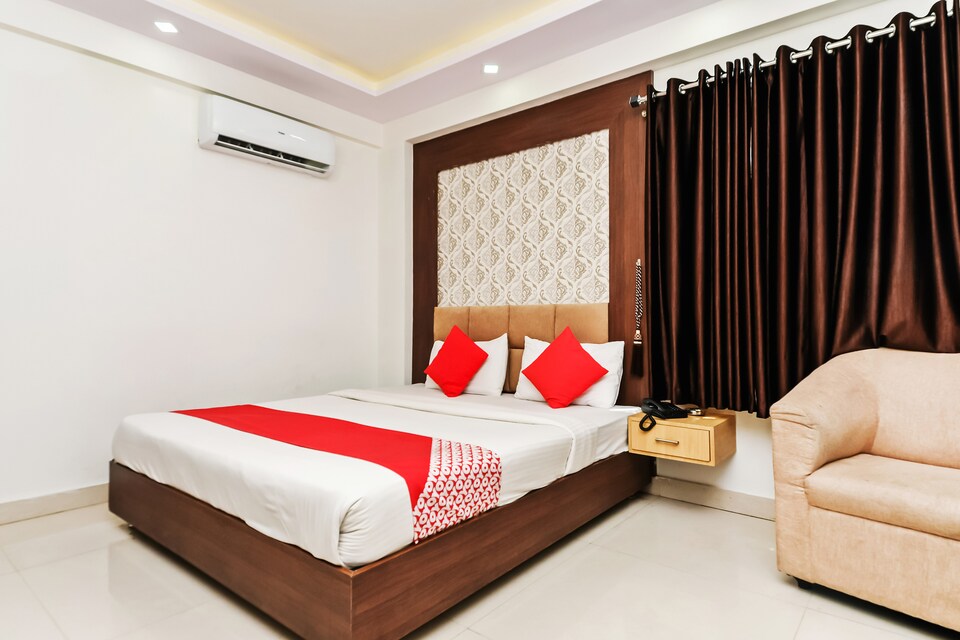 OYO 12544 वर्सिटी ट्विन टावर्स, BTM Madiwala Bangalore-II, बैंगलोर