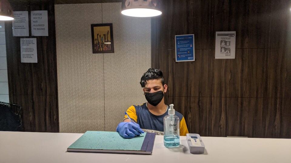 OYO 12544 वर्सिटी ट्विन टावर्स, BTM Madiwala Bangalore-II, बैंगलोर