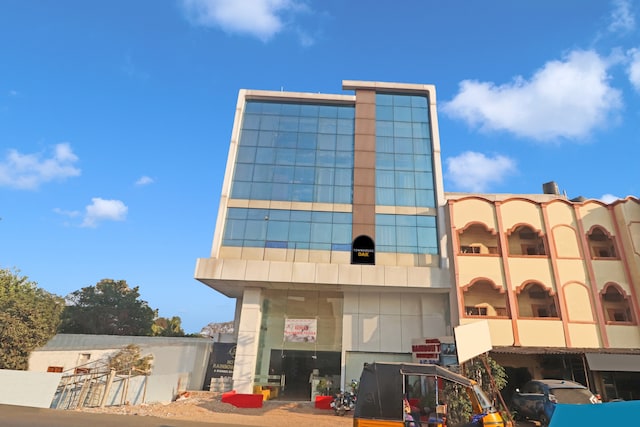 Townhouse OAK Hotel Rhythm