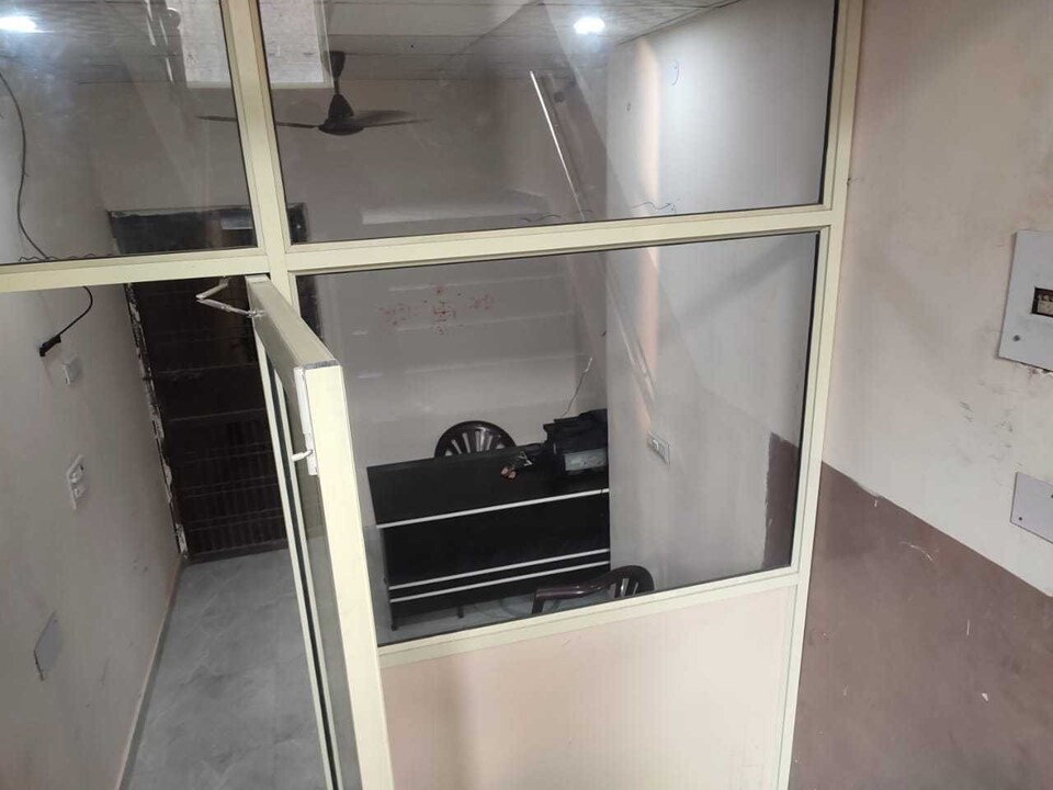 POP 80609D Hotel Galaxy Inn, Paschim Vihar Delhi, Delhi