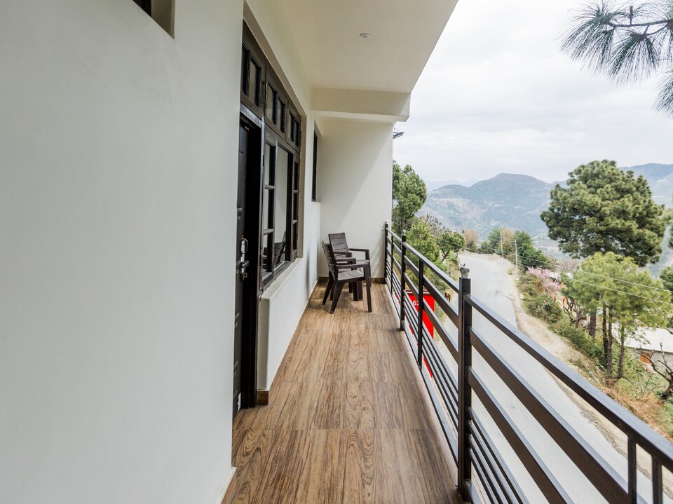 OYO 12662 Hotel Granite Peak, Banikhet, Dalhousie