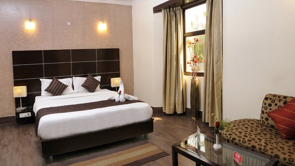 OYO WE 046 (Women's Exclusive) Gurg, HUDA CENTRE 1, Gurgaon