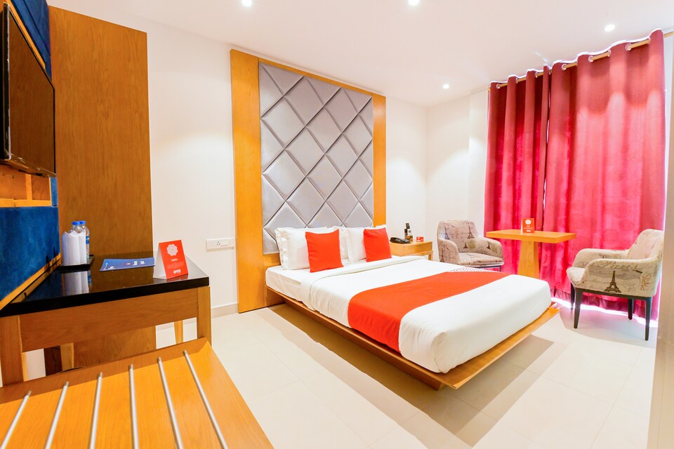 OYO 12670 Connect Inn, Vytilla Kochi, Kochi