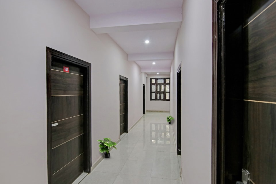 Hotel O Suncity, Faridabad, Faridabad