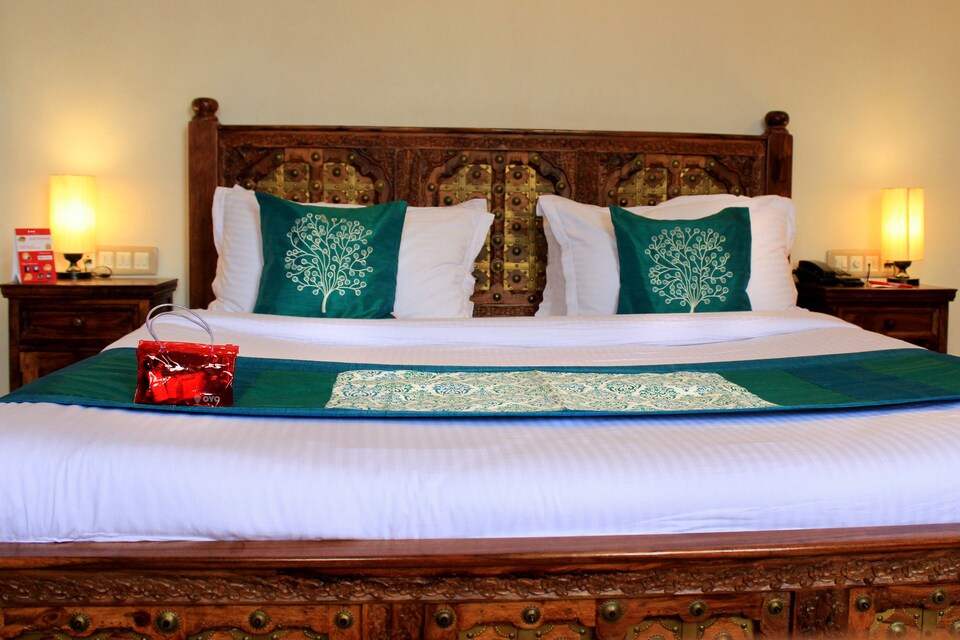 OYO 1592 Hotel Empire Palace, Fateh Sagar, Udaipur