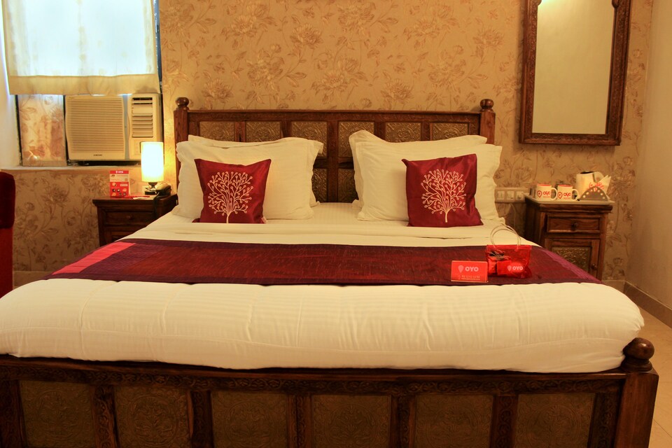 OYO 1592 Hotel Empire Palace, Fateh Sagar, Udaipur