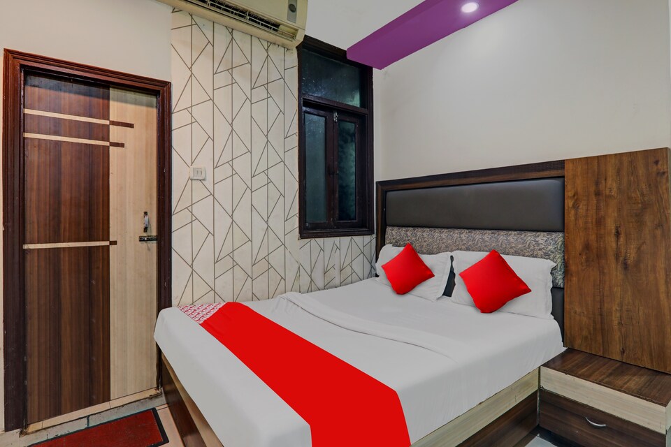 OYO 806208 Hotel The Gagan, Kanpur Railway Station, Kanpur