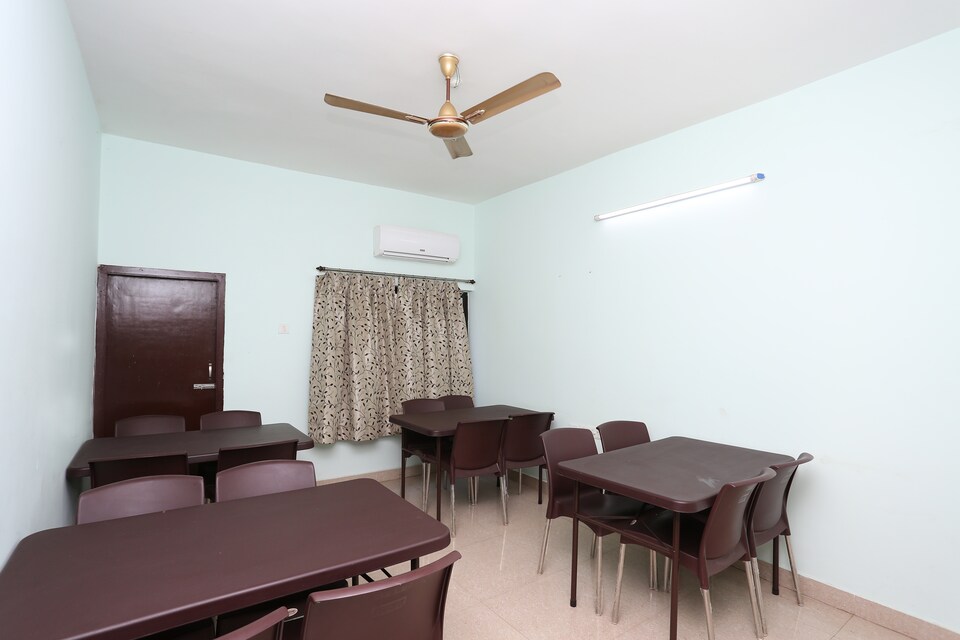 OYO Dreamboat, Baliapanda Puri, Puri