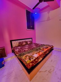 OYO 806236 HOTEL RAJ RESIDENCY