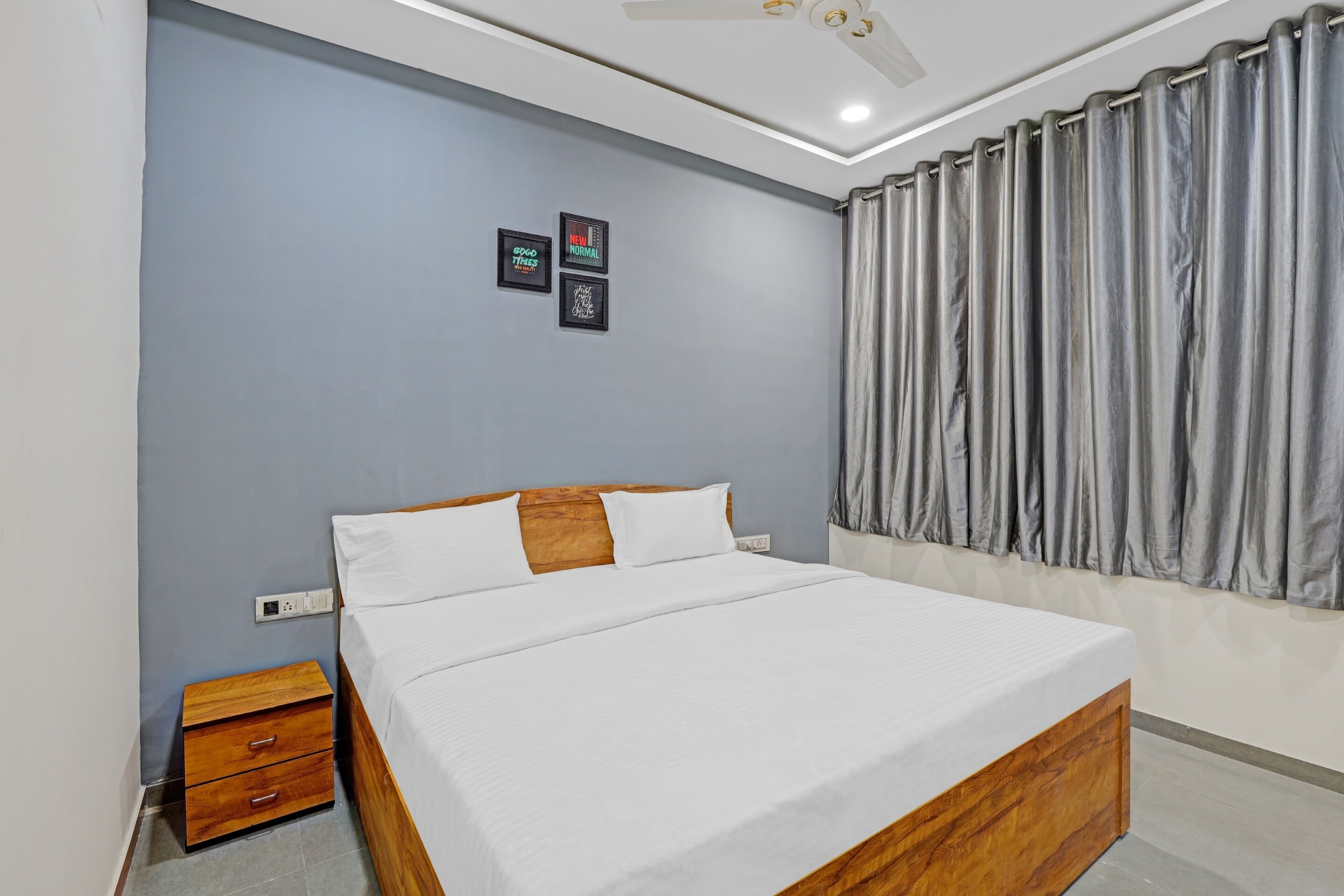 Flagship Hotels in Regency Lagoon Resort, Rajkot Starting ₹904 Upto