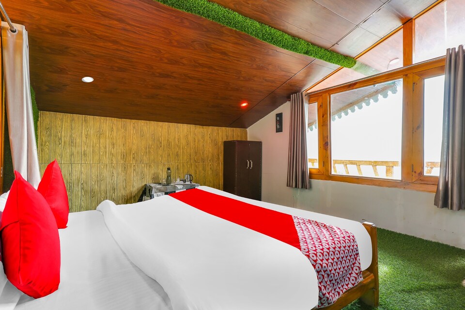 OYO Flagship Anany Resort by ITIK , Pangoot Main, Nainital