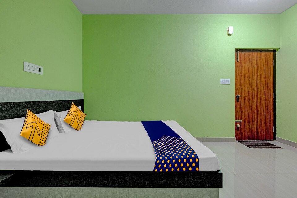 SPOT ON B R Comforts Krs Back Water, Mysore Vijayanagar Hebbal, Mysore