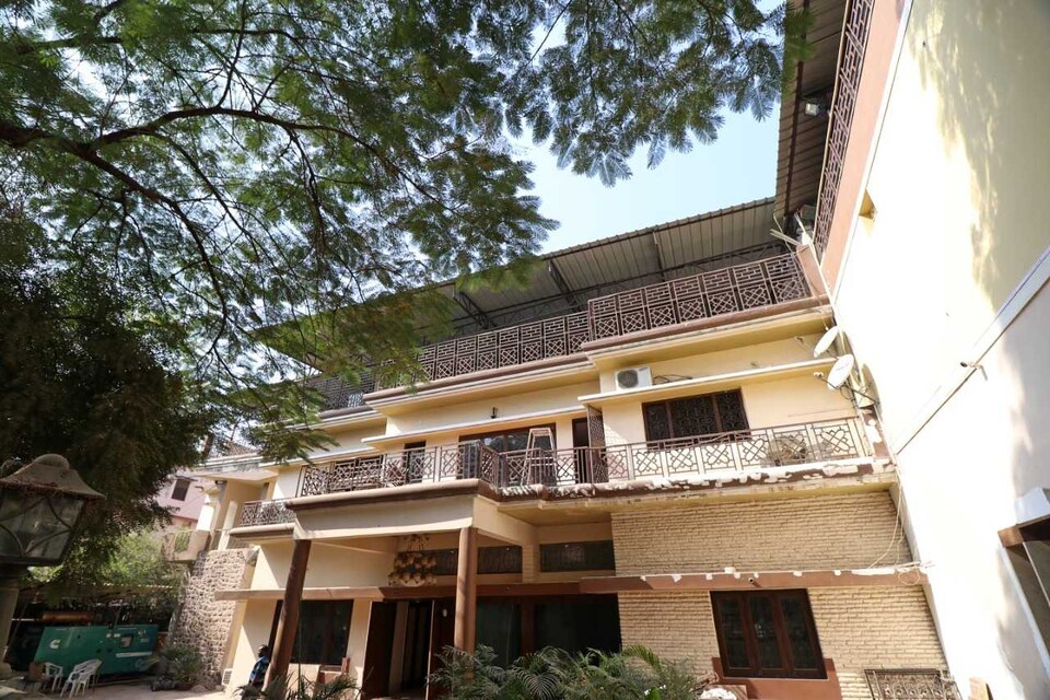 Flagship Hotel Harmony, Mumfordganj Allahabad, Prayagraj