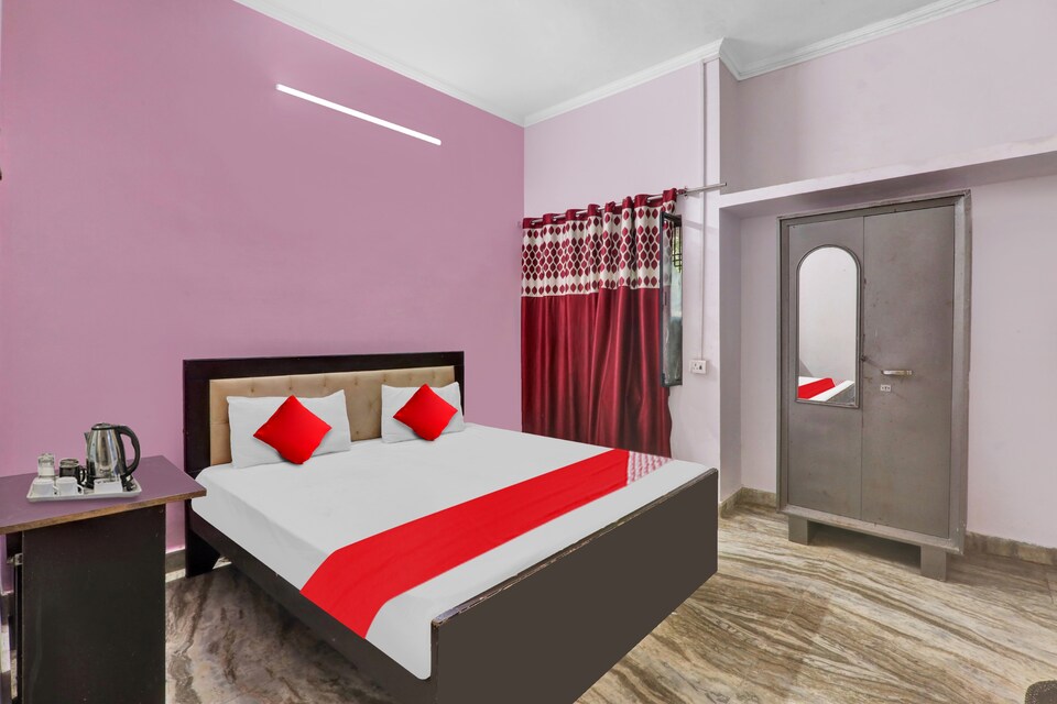 OYO Flagship R D Hotel, Gomti Nagar Lucknow, लखनऊ