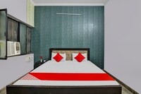 OYO Flagship R D Hotel