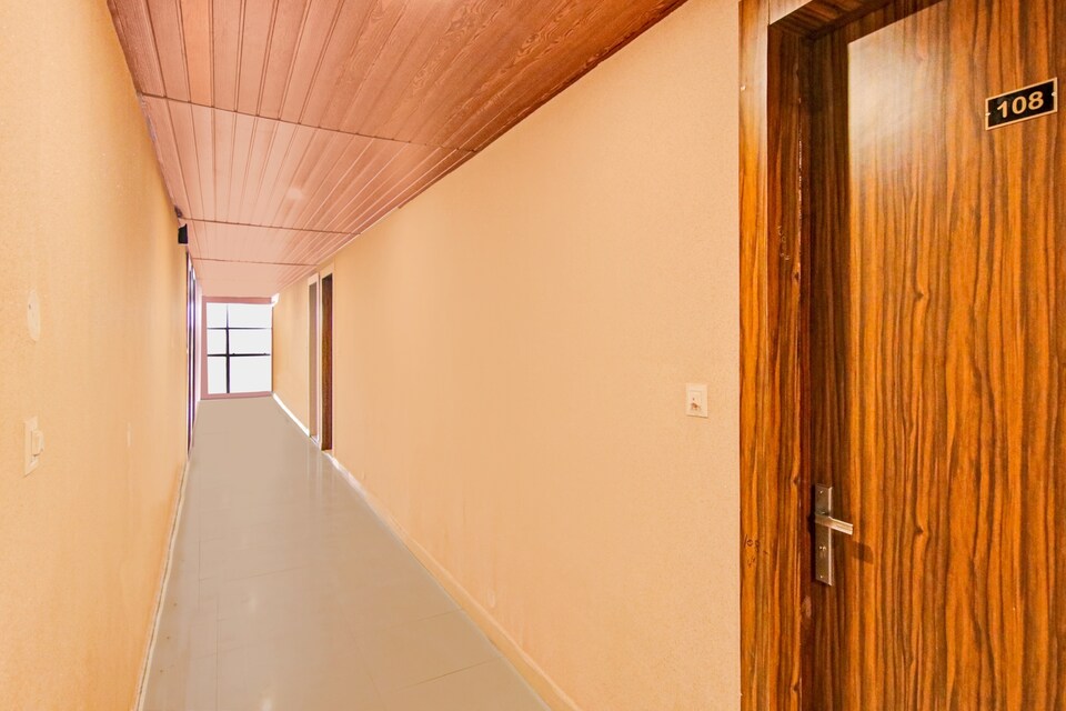 OYO Flagship Hotel Apna Niwas, Una, Una