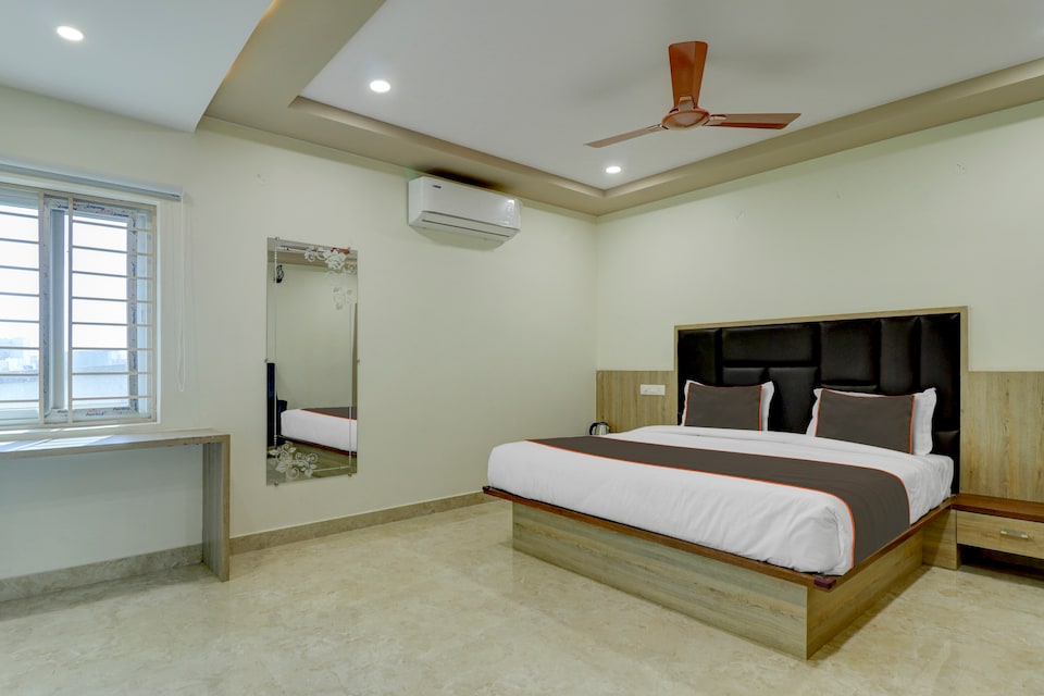 Flagship Aruna Executive Inn, Gajuwaka Visakhapatnam, Visakhapatnam