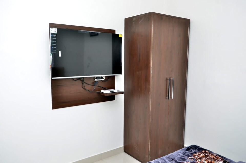 POP 80635J King Star Residency , Mall Road Bathinda, Bathinda