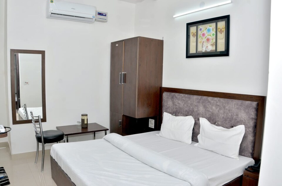 POP 80635J King Star Residency , Mall Road Bathinda, Bathinda