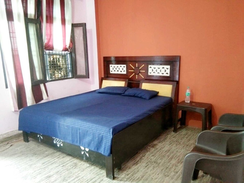 OYO Hotel Housefull, Bulandshahr, Bulandshahr