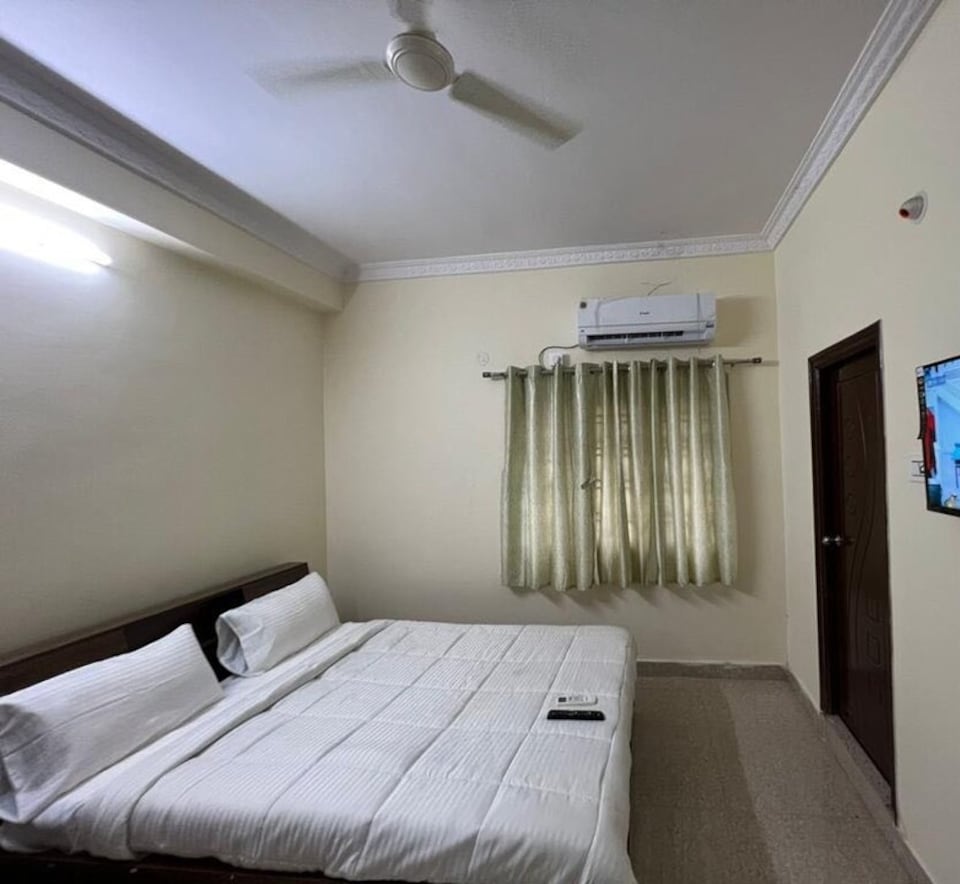 Collection O 806425 Aj Grand, LB Nagar-Uppal, Hyderabad