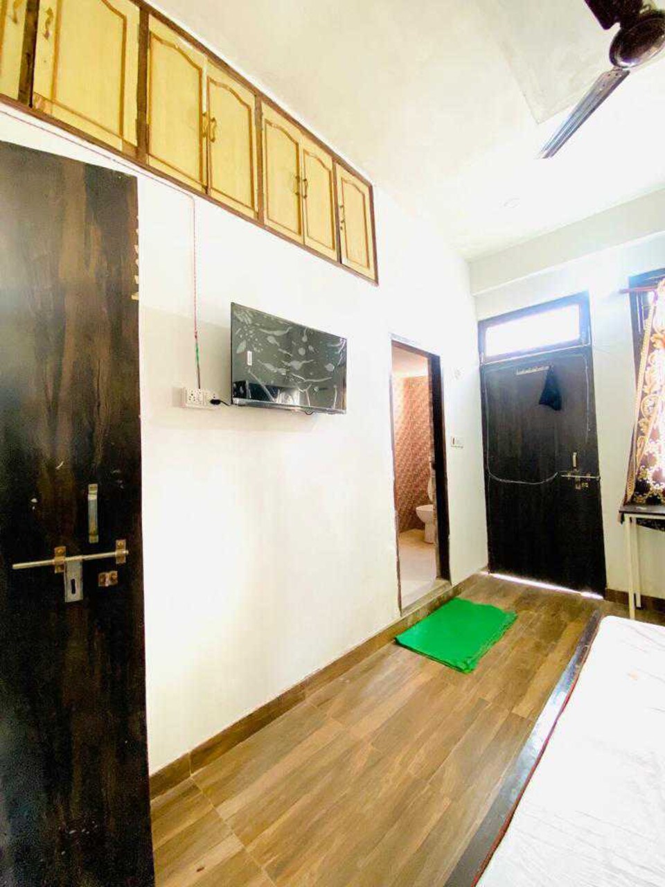 Pop live on new code-LCK2141, Aliganj Lucknow, Lucknow