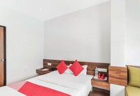 OYO The Paradise Inn