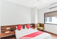 OYO The Paradise Inn