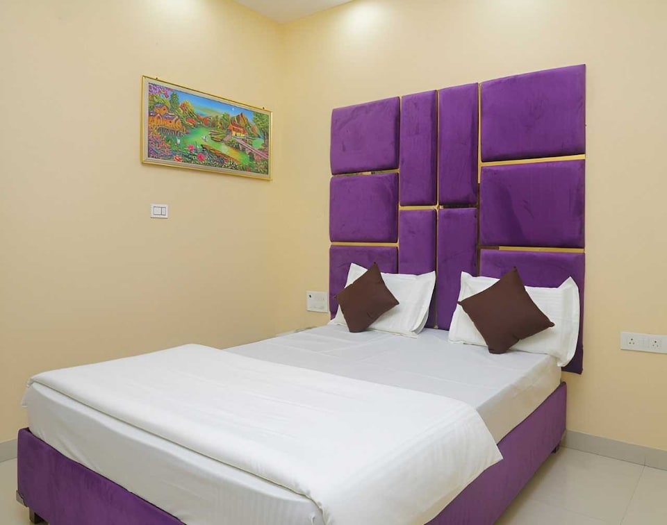 Hotel O VCR Inn, Anand Vihar Delhi, Delhi