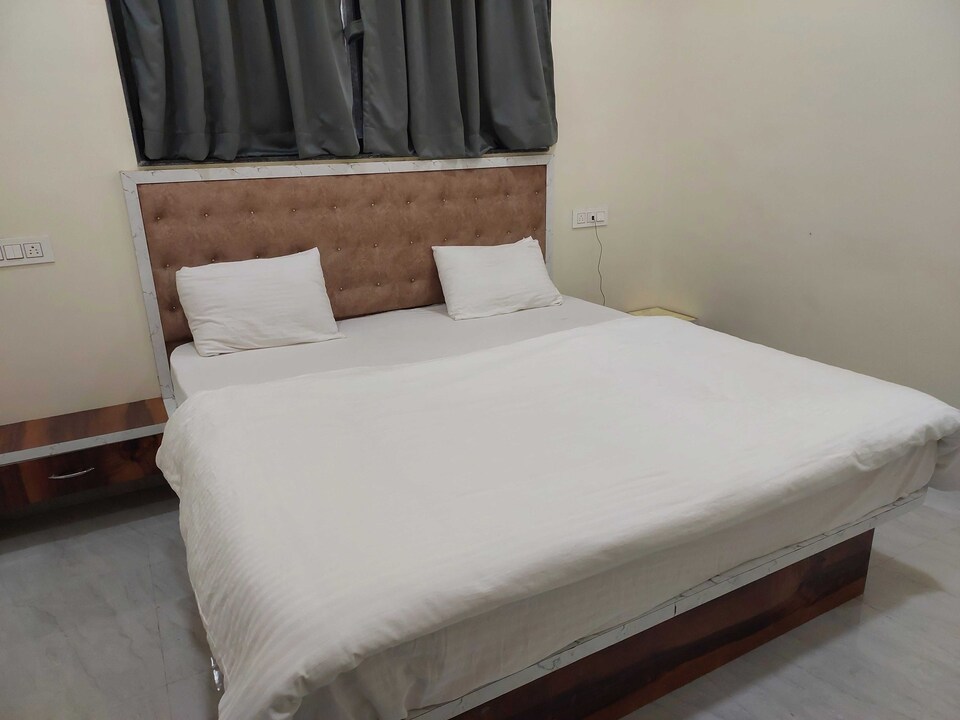Live on PUN978, Kharadi Pune, Pune
