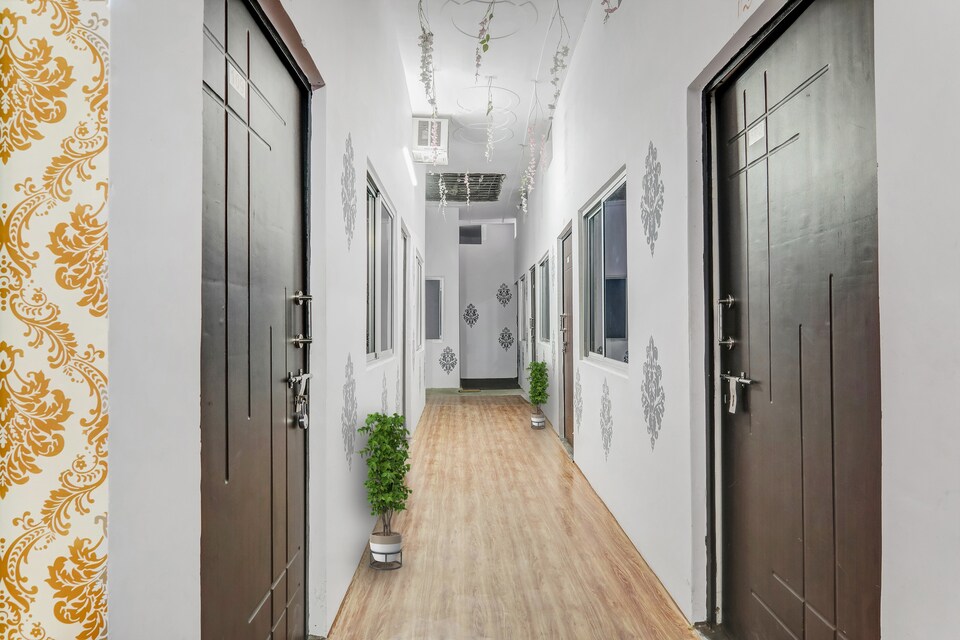 Flagship Hotel D.c. Inn, Mahanagar Lucknow, Lucknow