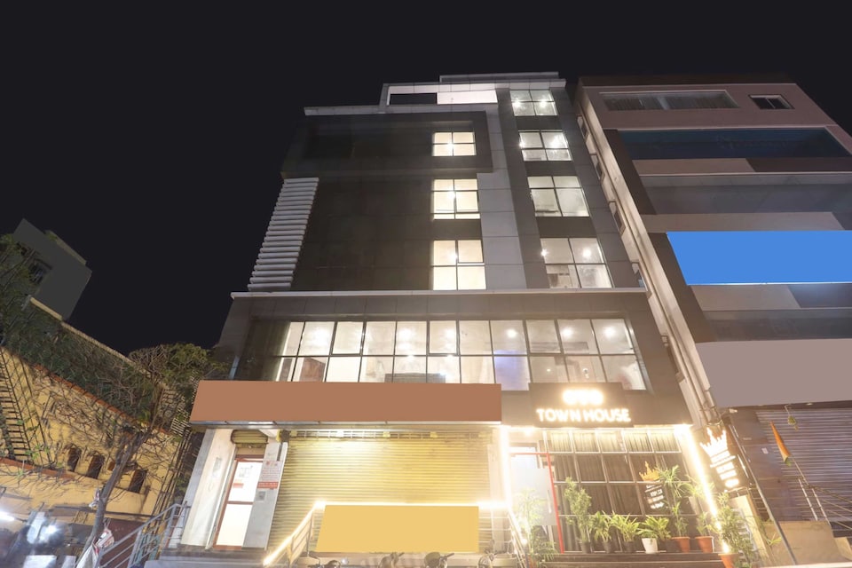 Super Townhouse Rcc Pride, Kukatpally, Hyderabad